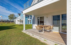 Outdoor dining - Beach front apartment in Olpenitz (Olpenitz)