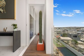 Interior - Stunning Penthouse with Private Terrace & Jacuzzi Views (Cabo San Lucas)