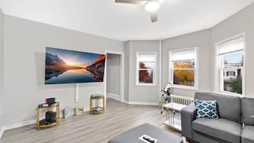 Smart TV, video games