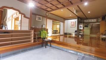 Entrada interior