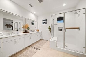 Shower, free toiletries, hair dryer