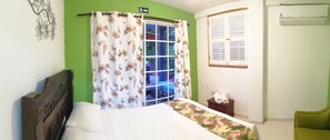 2 bedrooms, iron/ironing board, free WiFi, bed sheets - Apartamento en Medio de la Naturaleza en la Principal Zona de Buceo (San Andrés Islas)