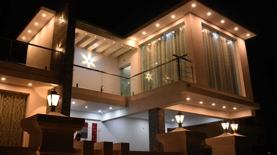 Ramchitras Home Stay