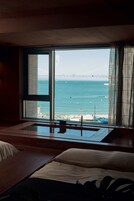 J-TYPE Ocean View | 高級寢具、免費無線上網