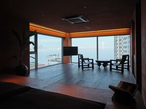 L-TYPE Full Ocean View | Premium bedding, free WiFi - AFTER CHAPTER HOTEL (Busan)