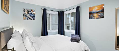 1 bedroom, desk, free WiFi, bed sheets