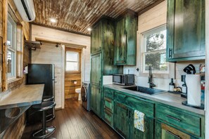 Fridge, microwave, coffee/tea maker, toaster