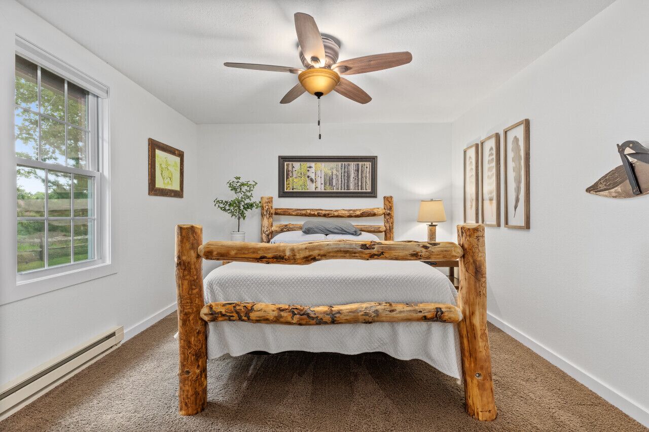 1 habitación, tabla de planchar con plancha, wifi gratis y ropa de cama 