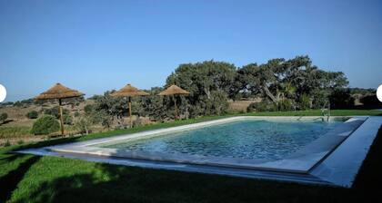 Holiday Home 'Herdade Monte Gordo - Casa 3' with Shared Pool, Wi-Fi and Air Conditioning