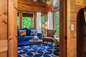 TV connectée, cheminée