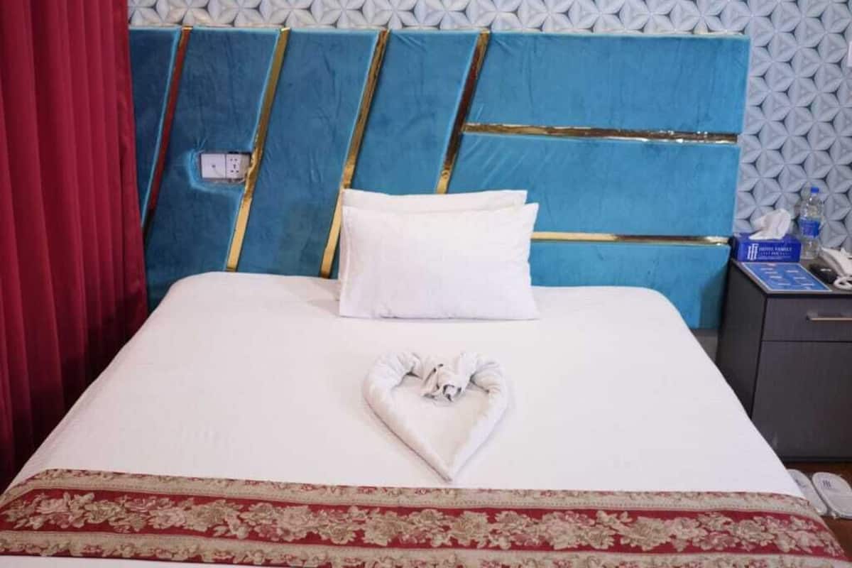 Basic Room, Balcony | Premium bedding, down comforters, Select Comfort beds, laptop workspace