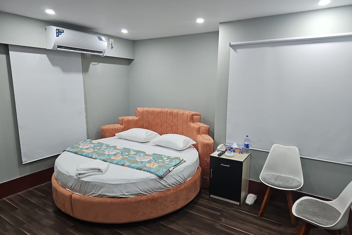 Premium Double Room | Premium bedding, down comforters, Select Comfort beds, laptop workspace