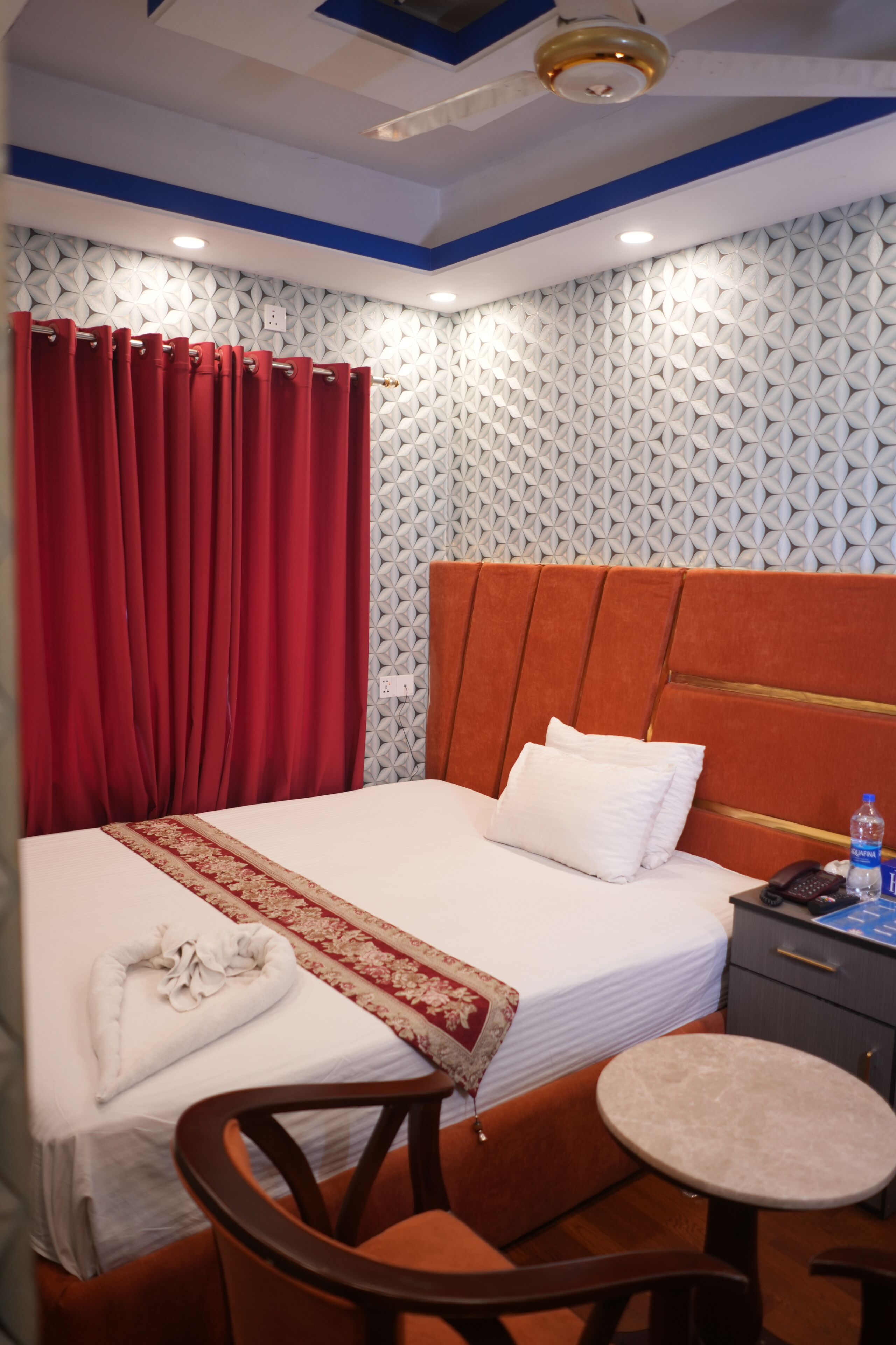 Premium bedding, down comforters, Select Comfort beds, laptop workspace