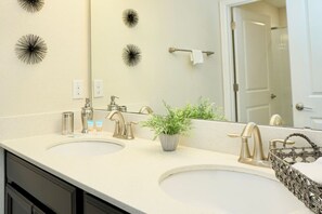 Hair dryer, towels