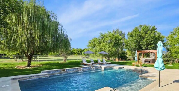 Pool - The Perfect Getaway 5BR/4BA with Pool and Hot Tub (Ponder)