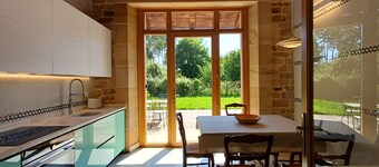 New apartment with garden in rural house next to the sea