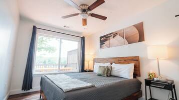 2 bedrooms, WiFi, bed sheets, wheelchair access