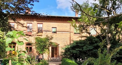 Ferienhaus in Einem Kleinem Dorf in der Natur. Umgeben von Wald und Seen