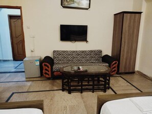 Lobby - Hotel Days INN One (Lahore)