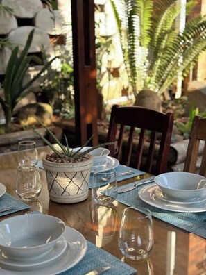 Outdoor dining - ONE on Michelle

 (Ballito)