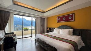 Habitación doble superior (2nd Floor) | Sábanas de algodón egipcio, ropa de cama de alta calidad y escritorio 