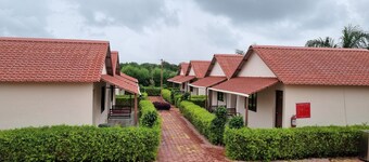 PATANG FAMILY RESORT