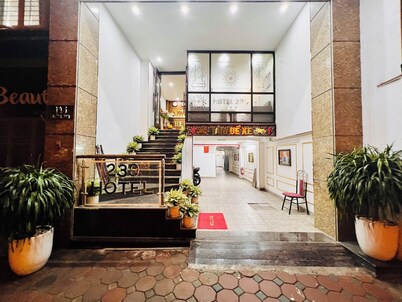 239 Hotel