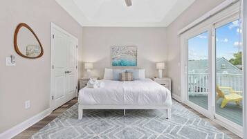 3 camere, una scrivania, ferro/asse da stiro, culla da viaggio