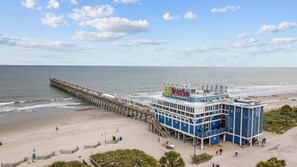 Beach nearby - Pier View (D) - Spacious Home Sleeps 10 (Myrtle Beach)