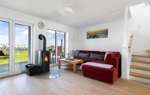 Smart TV, fireplace - Cozy home in Olpenitz with sauna (Olpenitz)
