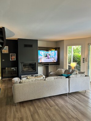 Smart-TV, bøker, PC-skjermer og printere