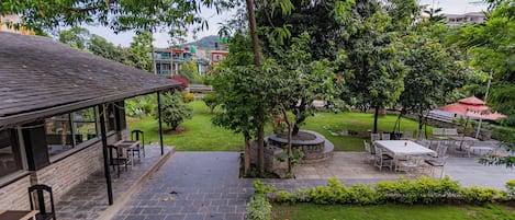Khuôn viên nơi lưu trú