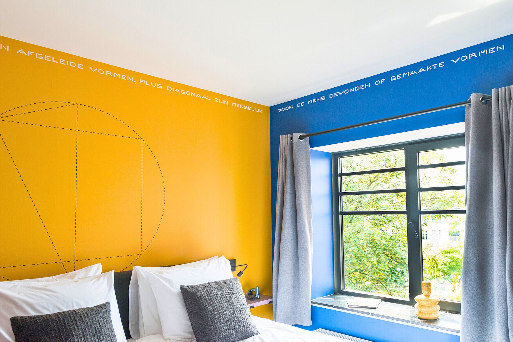 1 quarto, Wi-Fi de cortesia, roupa de cama