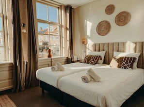 1 bedroom, travel crib, free WiFi, bed sheets