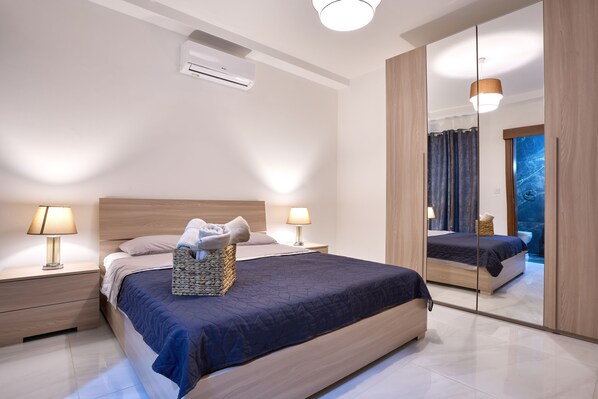 2 bedrooms, iron/ironing board, travel crib, free WiFi