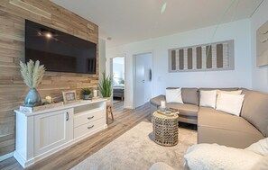 Smart-tv och eldstad