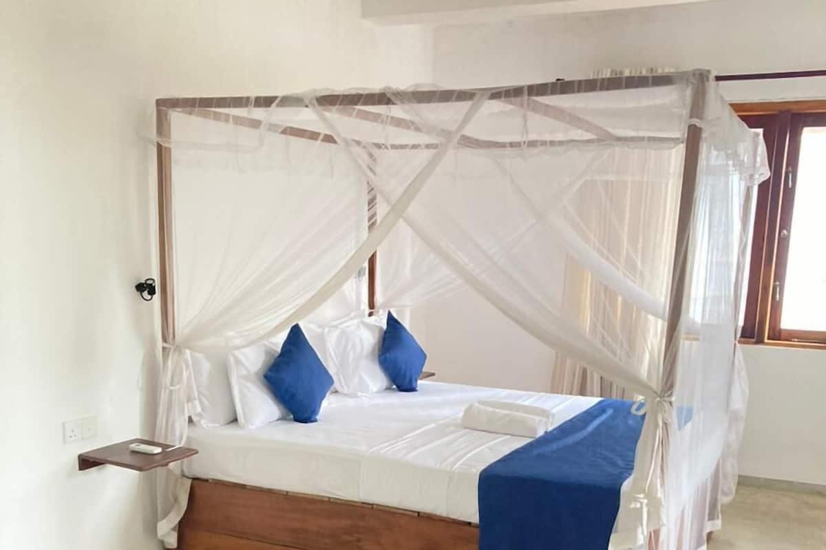 Deluxe Double Room, Balcony, Garden View