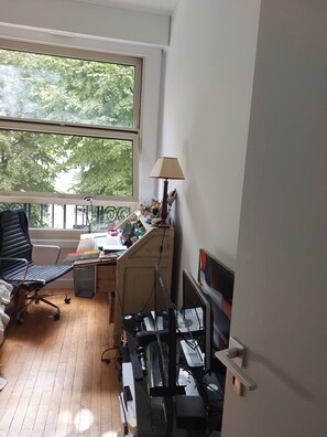 Interior - 104 M2 5 Pièces 3 Chambres Balcons (Neuilly-sur-Seine)
