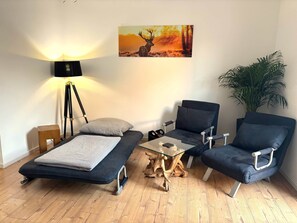 Interior - Hallgarten Rebe 11 (Oestrich-Winkel)