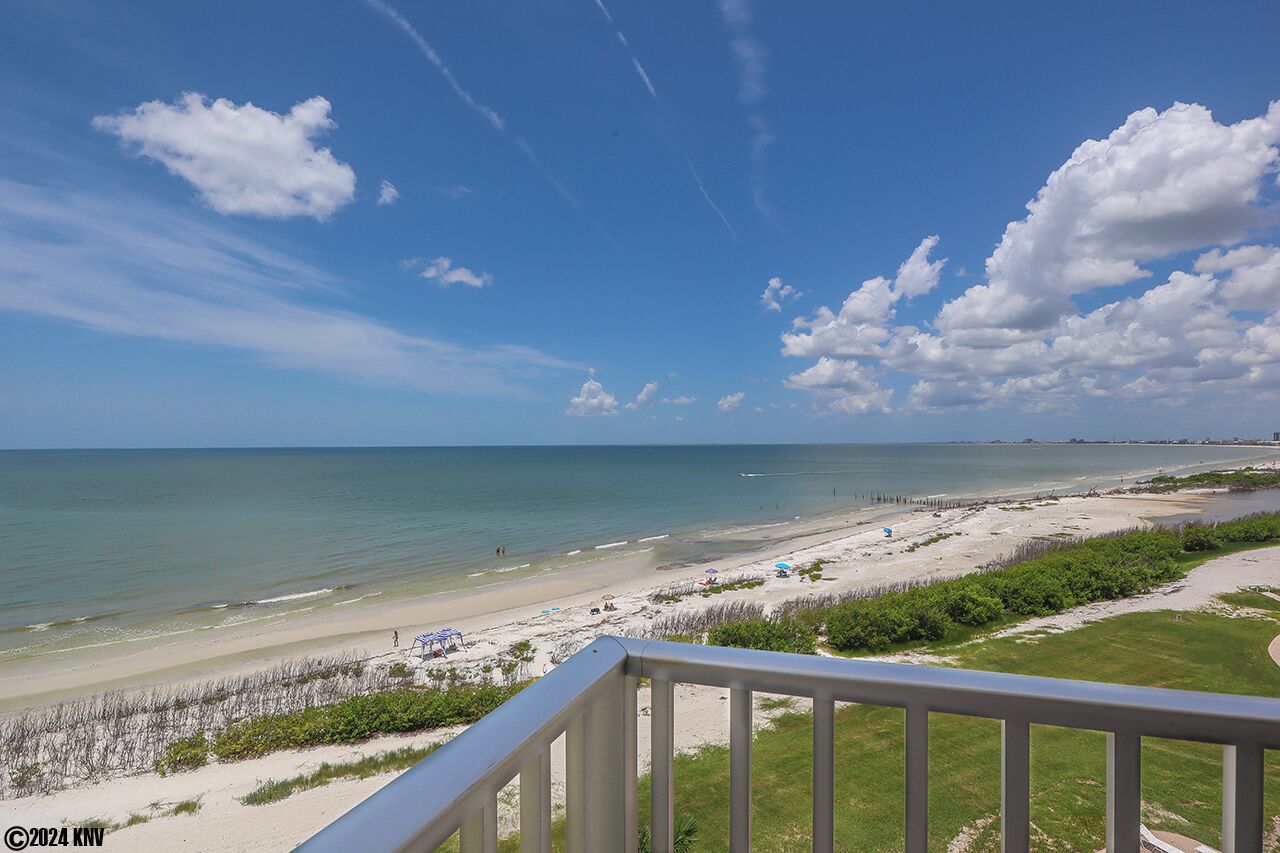 LIFE IS BETTER AT THE BEACH! ESTERO BEACH & TENNIS CLUB 603B!