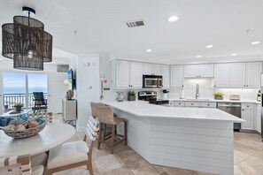 Fridge, microwave, oven, stovetop - Beachfront ~ Golf Cart ~ Private Beach (Miramar Beach)