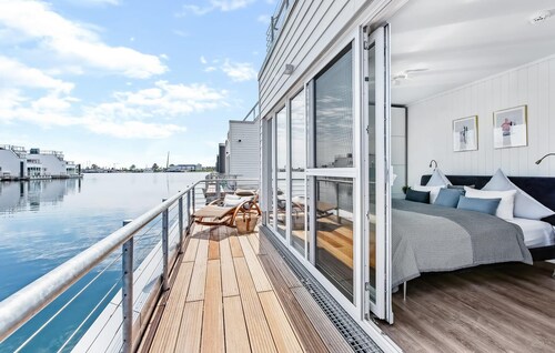 Beautiful ship in Olpenitz with sauna