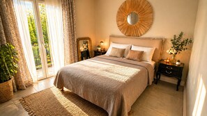 2 Schlafzimmer, Schreibtisch, Bügeleisen/Bügelbrett, Reisekinderbett