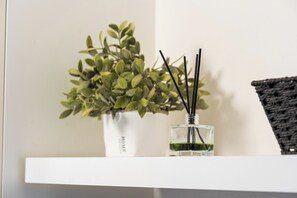 Interior detail - LE ORTENSIE Independent mini-apartment outdoor space and small garden  (Arezzo)