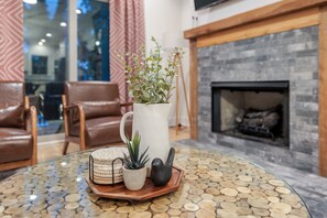 Interior - Rooftop Relaxation in Downtown Murfreesboro (Murfreesboro)