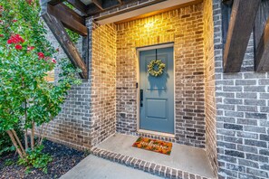 Exterior detail - Rooftop Relaxation in Downtown Murfreesboro (Murfreesboro)