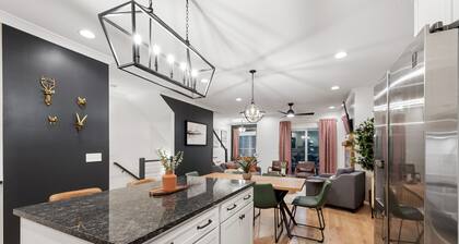 Rooftop Relaxation in Downtown Murfreesboro