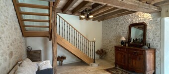 Family-Friendly Getaway: Heated Pool, Garden, Near Fontainebleau & Paris