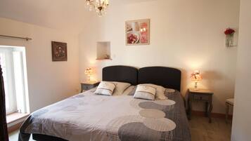 2 bedrooms, free WiFi