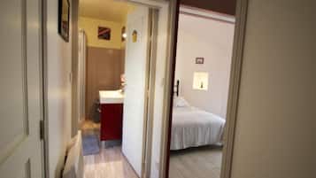2 bedrooms, free WiFi